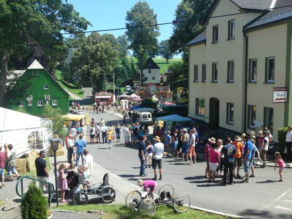 Clausnitzer Jahrmarkt 2012 Foto: Regina Kaden